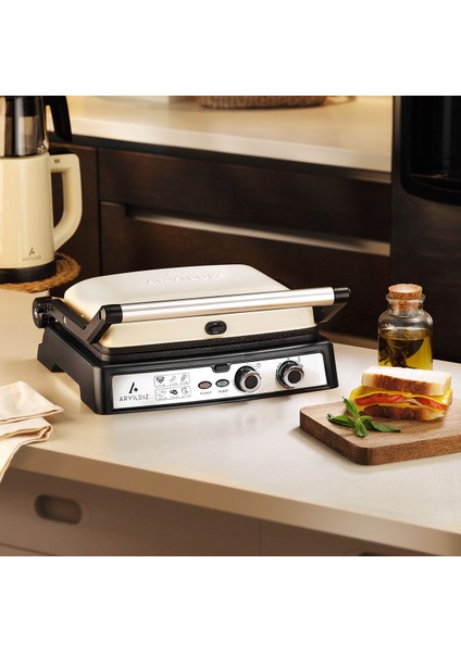 Çok Renkli Multi Grill Tost Makinesi, Pratik ve Şık Tasarım