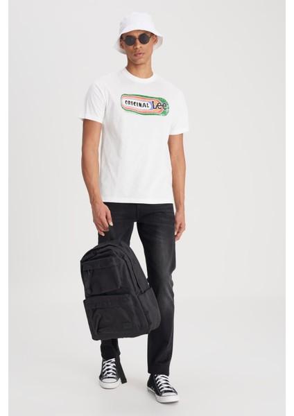 Erkek Beyaz Yuvarlak Yaka Tişört