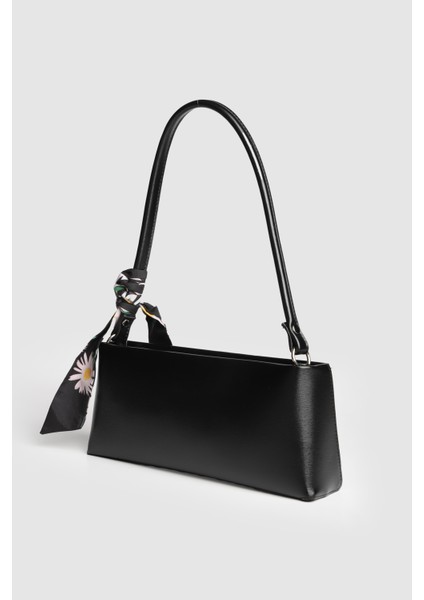 Lagraccio Paris Kadın Saza Fular Detaylı Baget Çanta Siyah