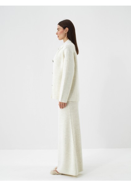 Kadın Ekru Doğal Yün Dokulu Oversize Ceket modelleri