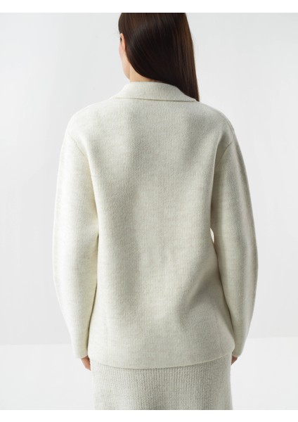 Kadın Ekru Doğal Yün Dokulu Oversize Ceket fırsatları