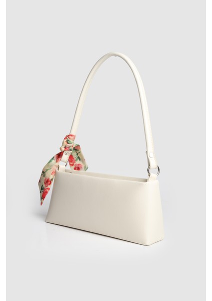 Lagraccio Paris Kadın Saza Fular Detaylı Baget Çanta Krem