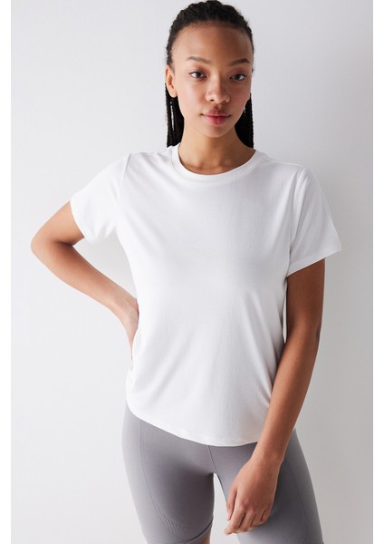 Kırık Beyaz Bisiklet Yaka Loose Modal Tişört
