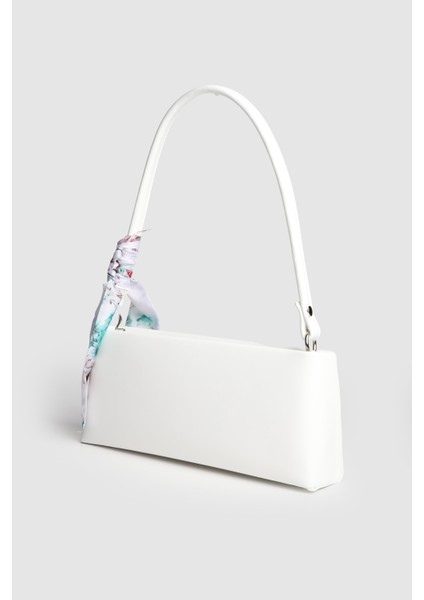 Lagraccio Paris Kadın Saza Fular Detaylı Baget Çanta Beyaz