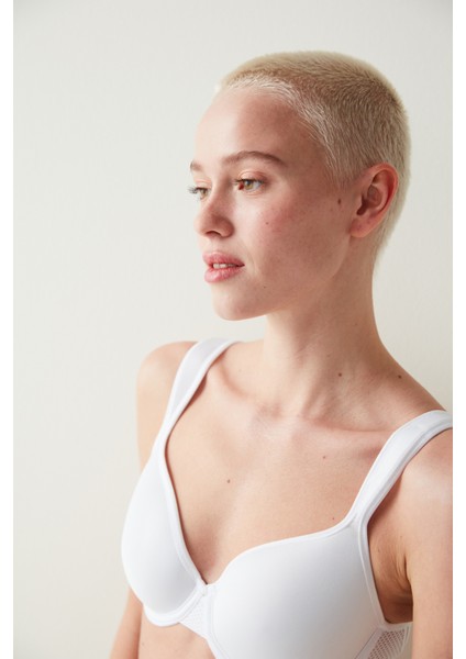 Beyaz Airy Form Balenli Toparlayıcı Etkili Balenli Sütyen