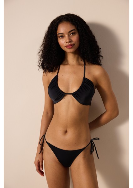 Basic Reverse Siyah V Bikini Üstü