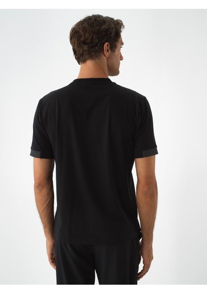 Erkek Siyah Pamuk Dokulu Regular Fit Tişört fırsatları