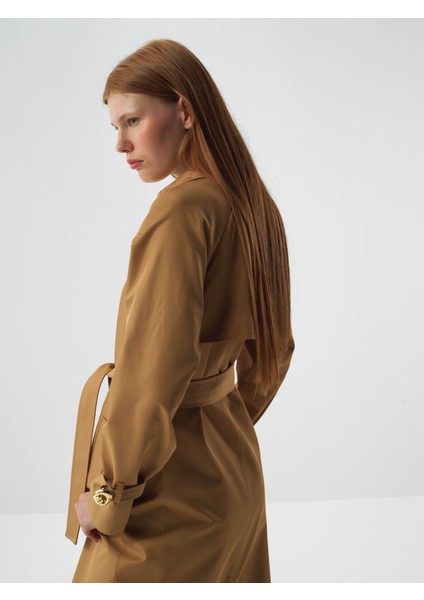 Kadın Camel Formunu Koruyan Regular Fit Trençkot fırsatları