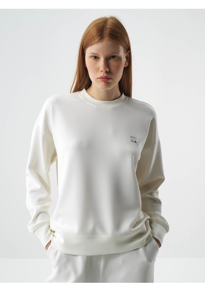 Kadın Ekru Modal Dokulu Oversize Sweatshirt fiyatları