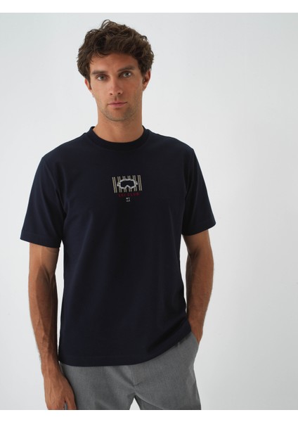 Erkek Lacivert Pamuk Dokulu Regular Fit Tişört fiyatları