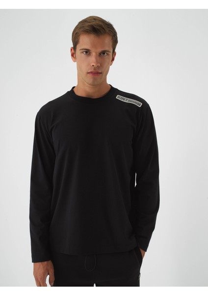 Erkek Siyah Pamuk Dokulu Regular Fit Uzun Kollu Tişört fiyatları