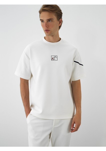 Erkek Ekru Esnek Dokulu Oversize Tişört fiyatları