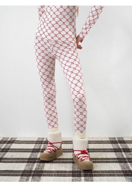 Kadın Ekru Esnek Dokulu Slim Fit Tayt fiyatları