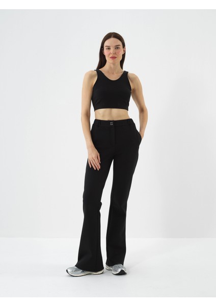 Kadın Siyah Pamuk Dokulu Regular Fit Crop