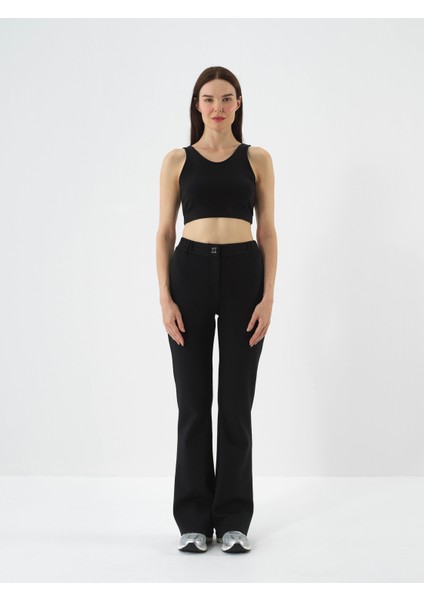 Kadın Siyah Pamuk Dokulu Regular Fit Crop modelleri