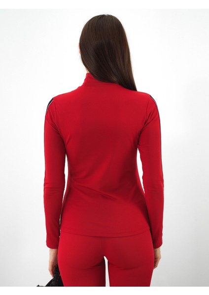 Kadın Kırmızı Esnek Dokulu Slim Fit Tişört fırsatları