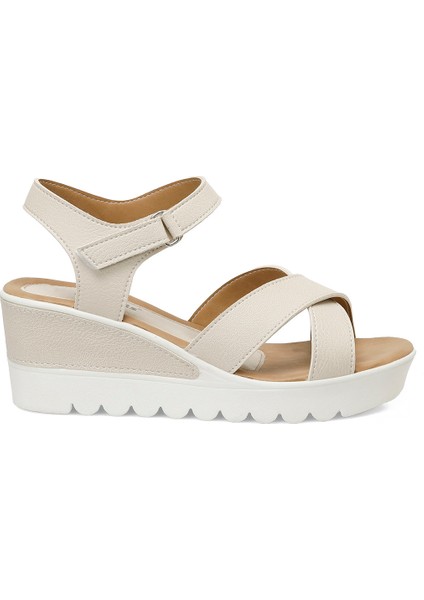308569.Z 5fx Bej Kadın Dolgu Topuk Sandalet