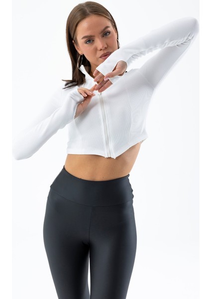 Kadın Dik Yaka Parmak Geçirmeli Fermuarlı Crop Sweatshirt Beyaz - 26K 1776
