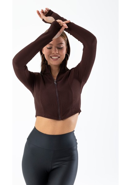 Kadın Dik Yaka Parmak Geçirmeli Fermuarlı Crop Sweatshirt Kahverengi - 26K 1776 modelleri
