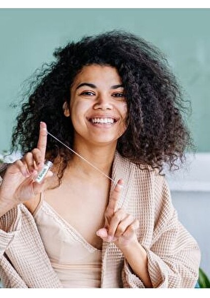 Naneli Doğal Diş İpi İnce Yapı 30m Plastiksiz Cam Şişede Ekolojik Seçim