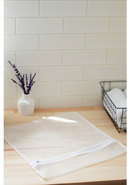 Fermuarlı Beyaz Ayakkabı Yıkama Filesi Torbası Kaliteli File ile 38x37 cm Boyutunda indirimleri