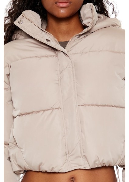 Kapüşonlu Crop Şişme Mont modelleri