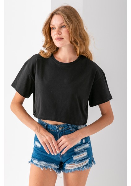 Kadın Bisiklet Yaka %100 Pamuk Basic Crop T-Shirt Siyah - 925007 modelleri