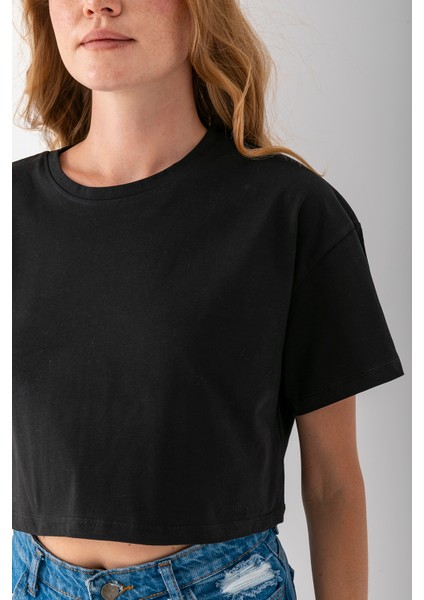 Kadın Bisiklet Yaka %100 Pamuk Basic Crop T-Shirt Siyah - 925007