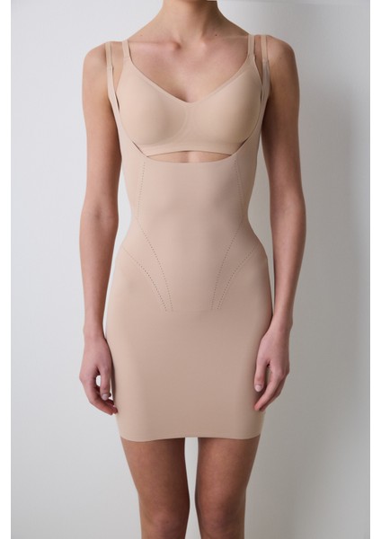 #izbırakmaz Bej Light Elbise Korse