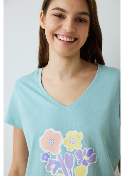 Mint Yeşili With Love Çiçek Desenli Pamuklu V Yaka Kısa Kollu Pijama Takımı