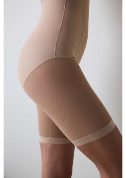 Premium Seamless Yüksek Sıkılaştırma ve Push-Up Özellikli Korse Şort