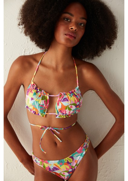 Çok Renkli Laguna Yanları Makrome Detaylı Bikini Altı