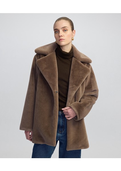 Geniş Yaka Pelüş Kaban IW6250008020014