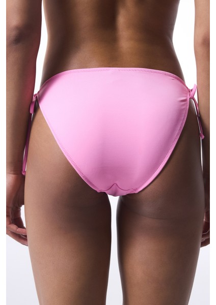 Açık Pembe Bağlamalı Düşük Bel Bikini Altı