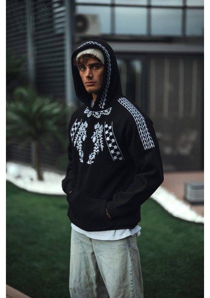 The Elite Movement Siyah Nakışlı Kapşonlu Sweatshirt