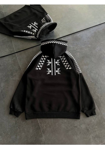 The Elite Movement Siyah Nakışlı Kapşonlu Sweatshirt fırsatları