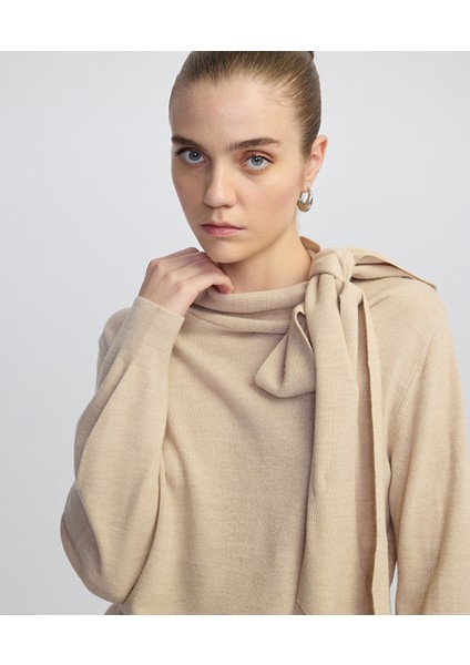 Yakası Bağlamalı Triko IW6250050332023