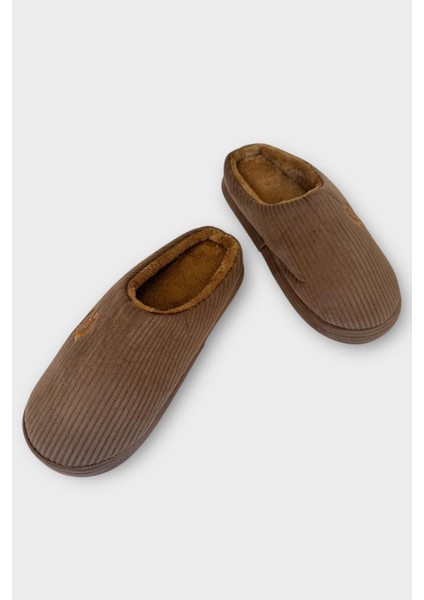 Erkek Hafif Kaydırmaz Taban Ev Terliği Kahverengi modelleri