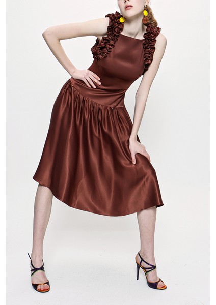 Kahve Kolsuz Dar Kesim Elbise 93901