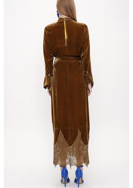 Zeytin Yeşili Dantel Detaylı Ipek Kadife Elbise 93819