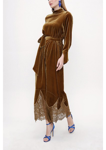 Zeytin Yeşili Dantel Detaylı Ipek Kadife Elbise 93819