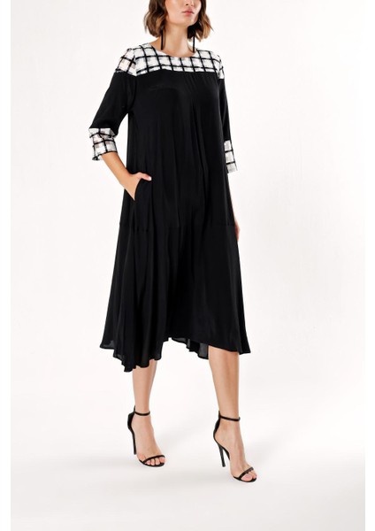 Siyah Beyaz Desenli Kumaş Kombinli Elbise 93950