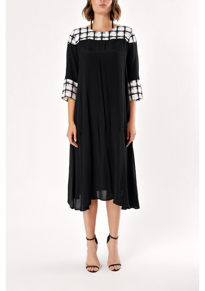 Siyah Beyaz Desenli Kumaş Kombinli Elbise 93950