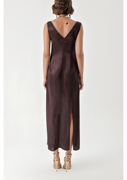 Kahve Kolsuz V Yaka Yırtmaçalı Elbise 94217 fırsatları