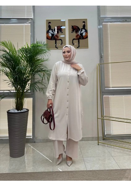 Fitilli ve Düğme Detaylı Ikili Takım Krem Renk fiyatları