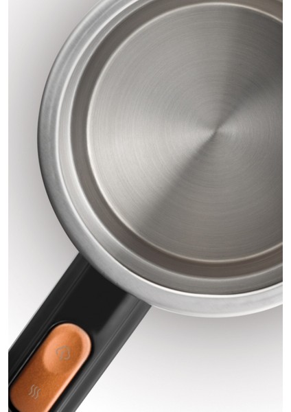 Paslanmaz Çelik Çay Makinesi 1.8l Su Isıtıcı ve 0.7l Demlik Kapasitesi