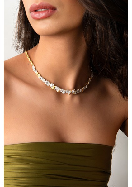 Altın Özel Kesim Taş Detaylı 925 Ayar Gümüş Kolye 10 fiyatları