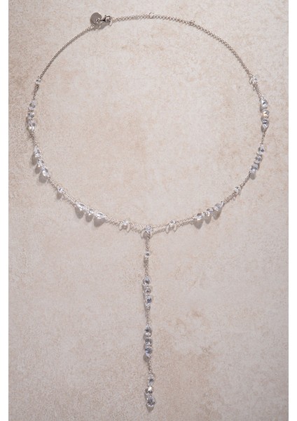 Gümüş Uzun Kristal ve Işıltılı Taş Detaylı 925 Ayar Gümüş Kolye 57