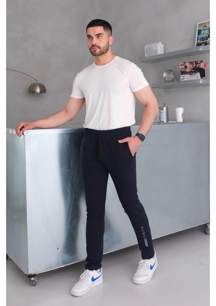 Erkek Beli Bağcıklı Slim Fit Slim Fit Cepli Düz Paça Baskılı Lacivert Eşofman Altı fırsatları
