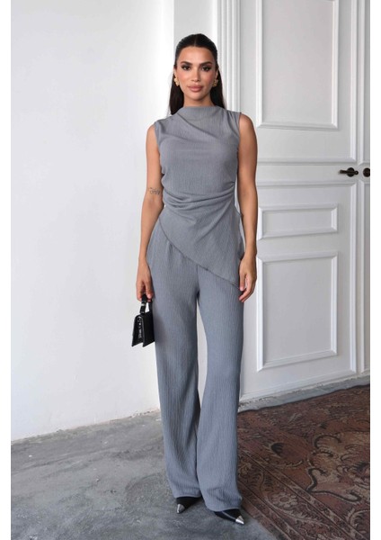 Regular Kalıp Pamuklu Bürümcük Kumaş Kadın Gri Bluz Pantolon Takım fiyatları